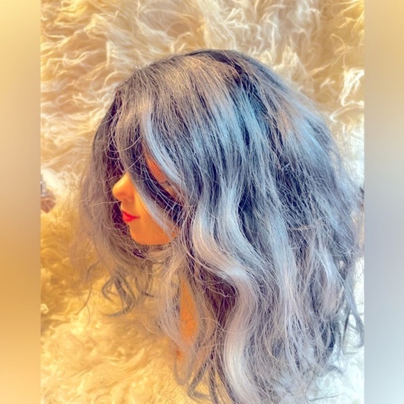 Sepia Short Wavy Salt and Pepper Bob Wig - Curly Full Cap - Picture 2 of 8